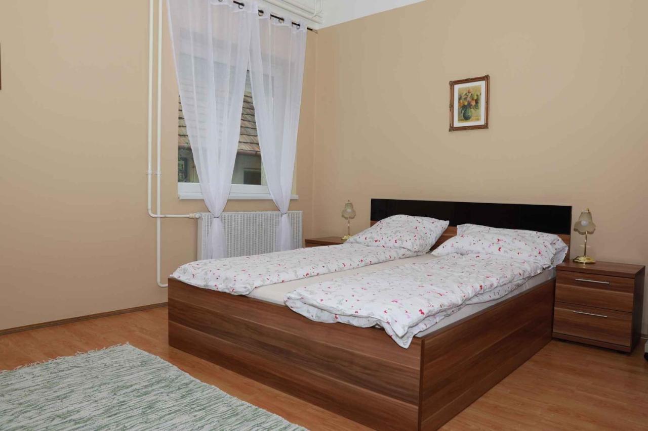 Holiday Home In Balatonkeresztur 19455 Екстериор снимка